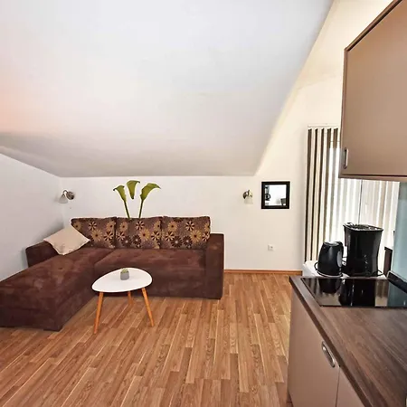 In - Istrien 49855 Apartment Porec