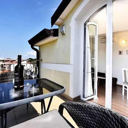 In - Istrien 49855 Apartment Porec