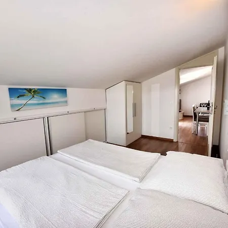 In - Istrien 49855 Apartment Porec